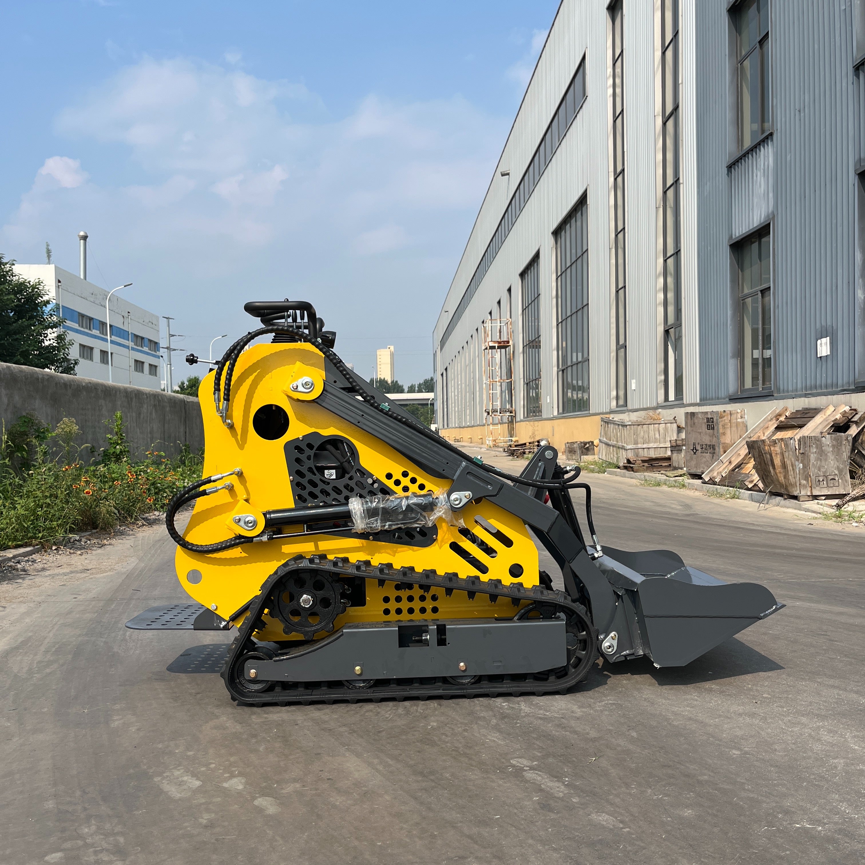 Mini Cargadora Skid Steer Loader 360