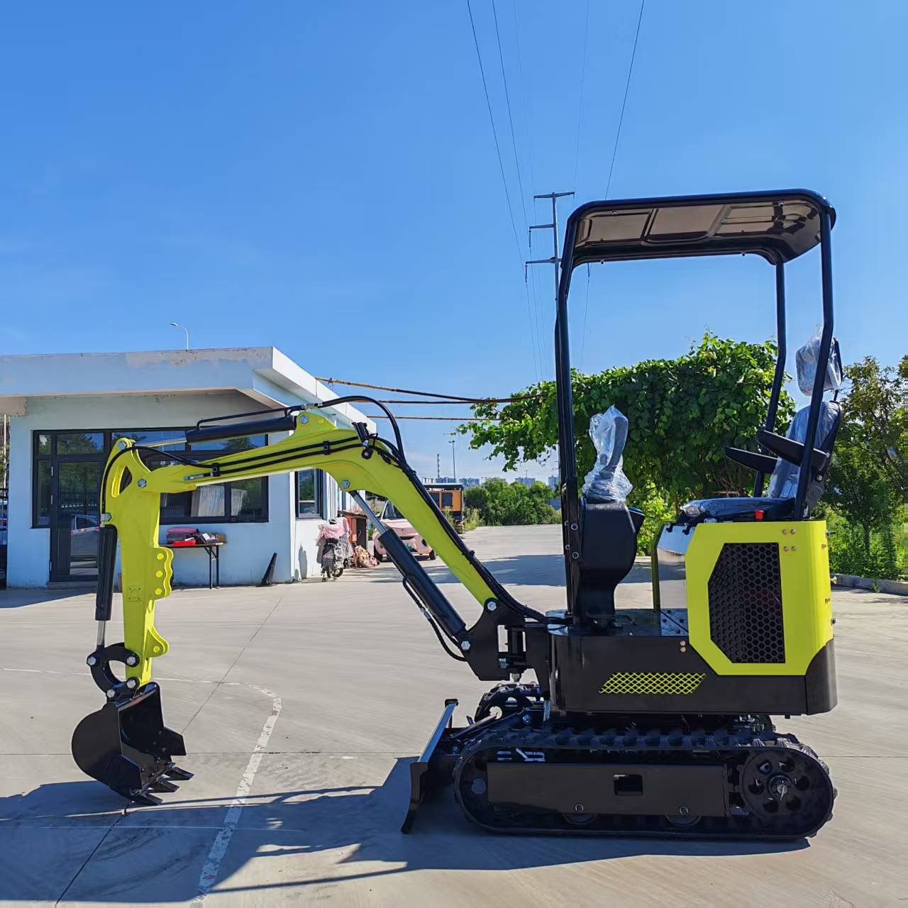 Mini Excavadora HT10 - 1