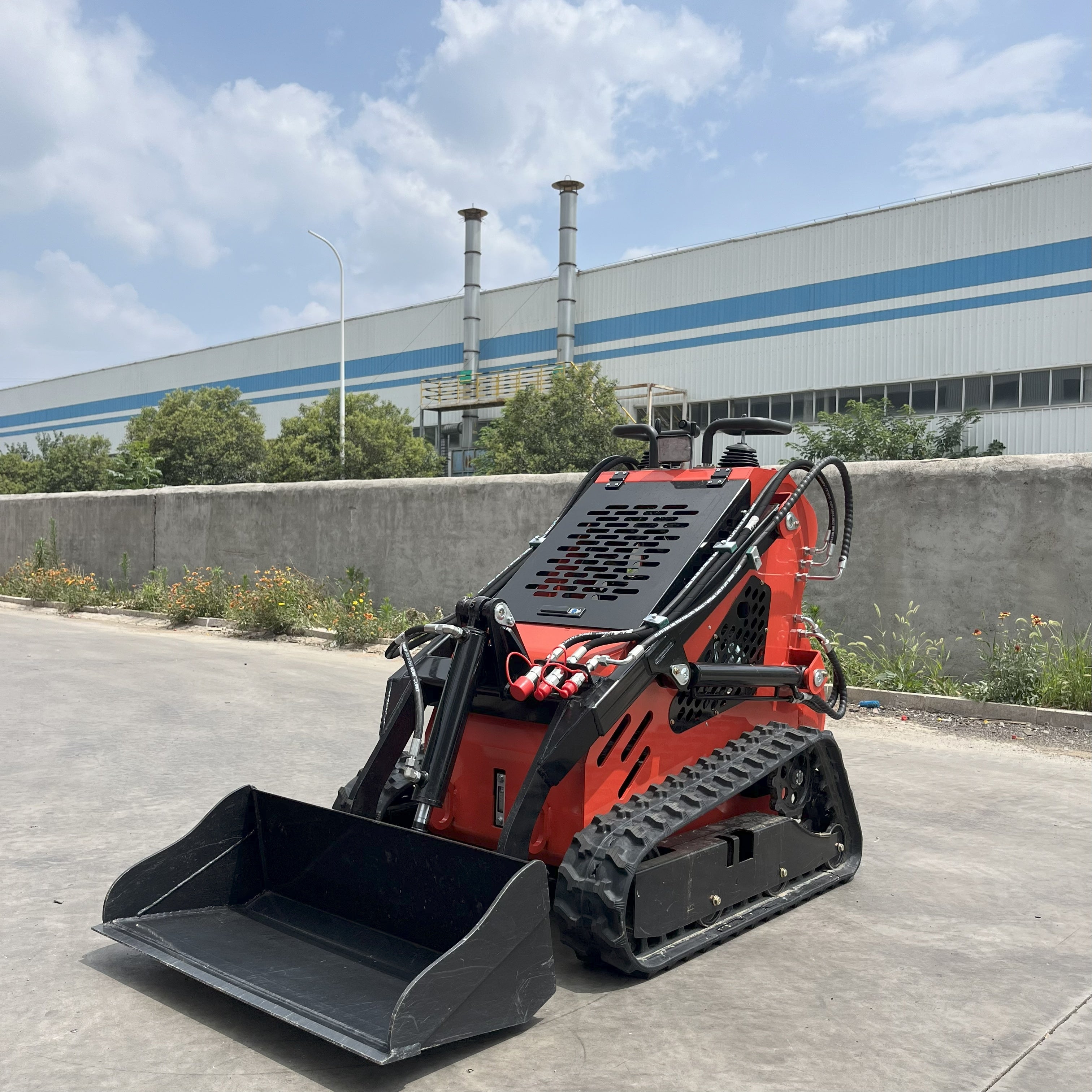 Mini Cargadora Skid Steer Loader 370