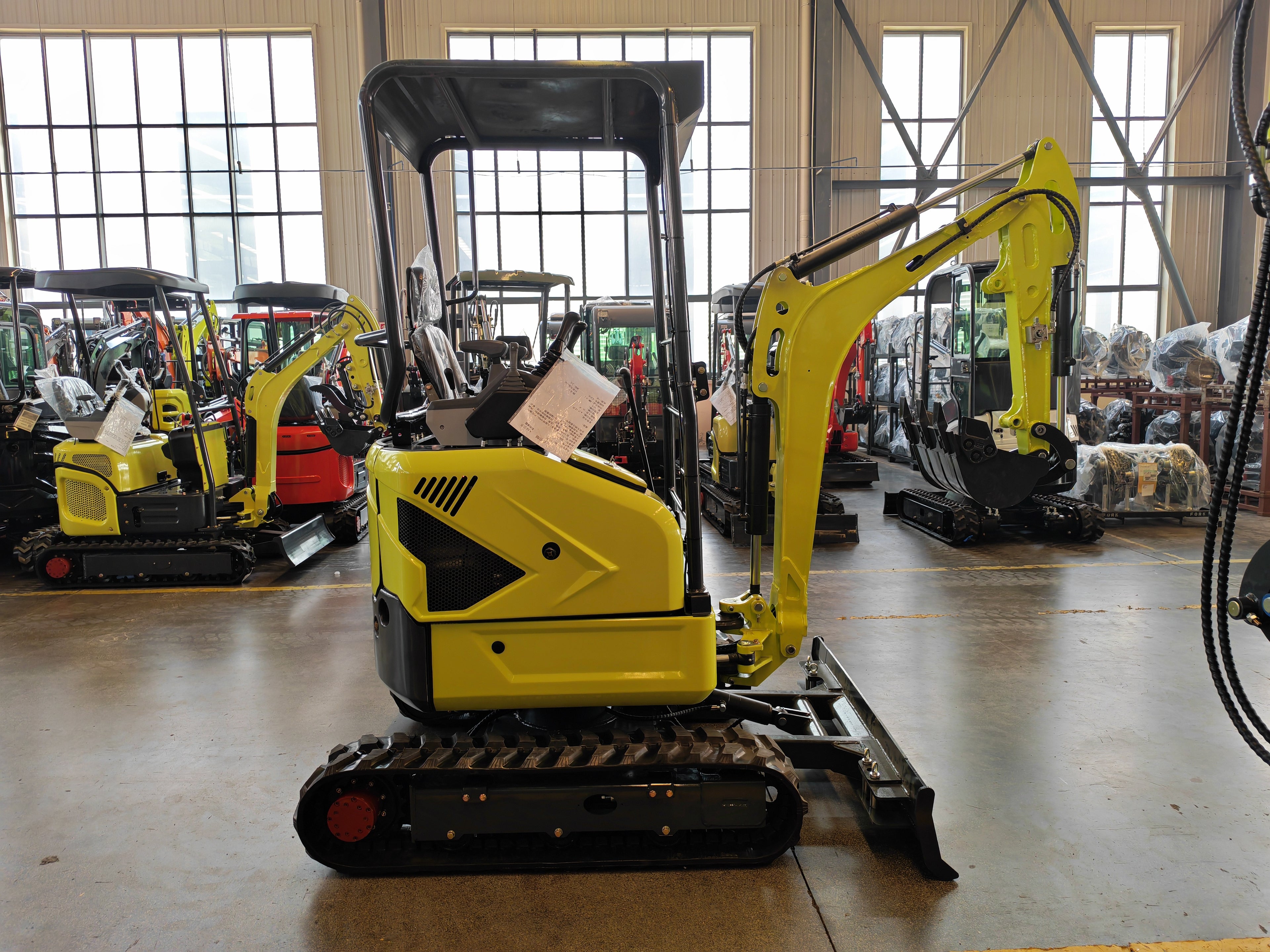 Mini Excavadora HN16