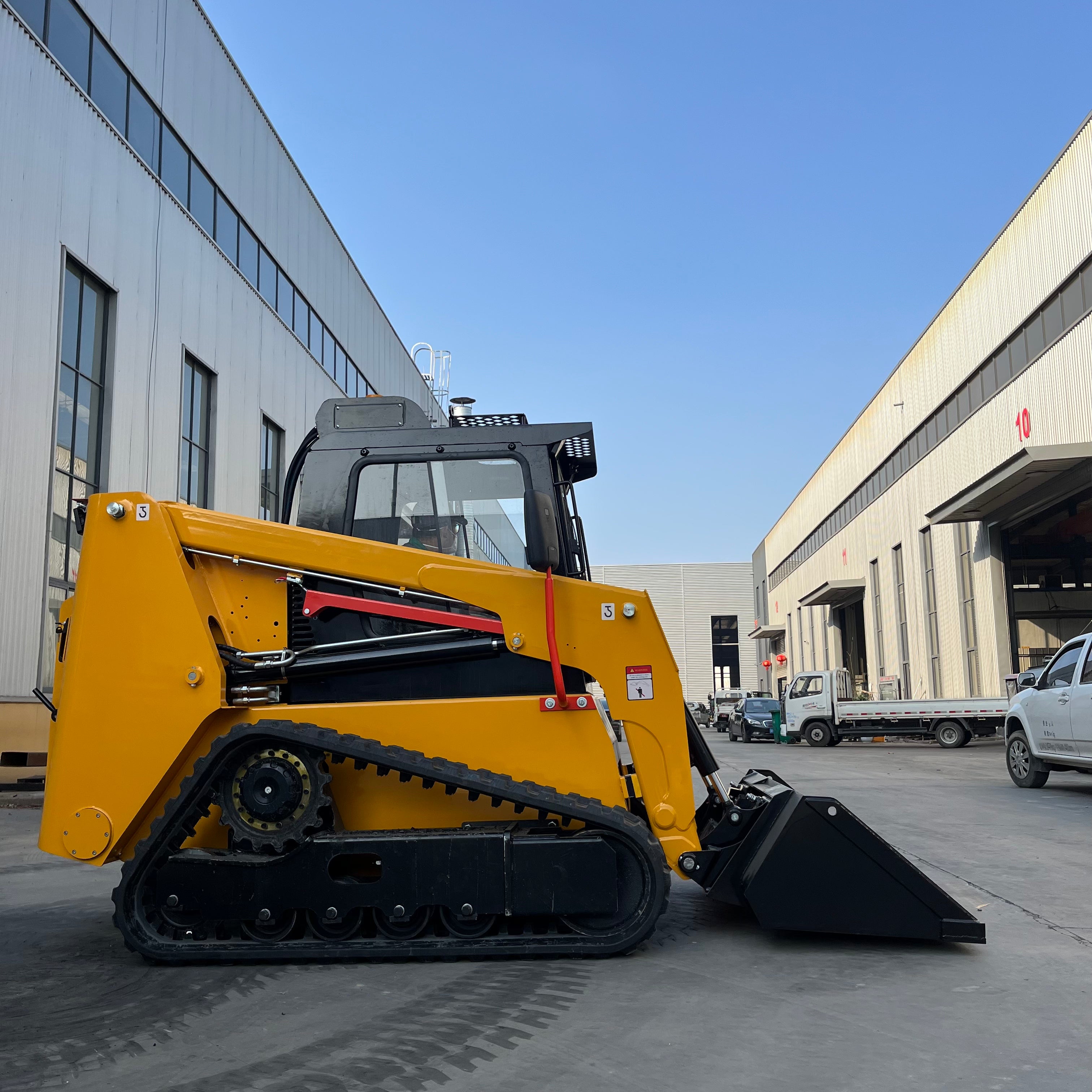 Mini Cargadora HT75