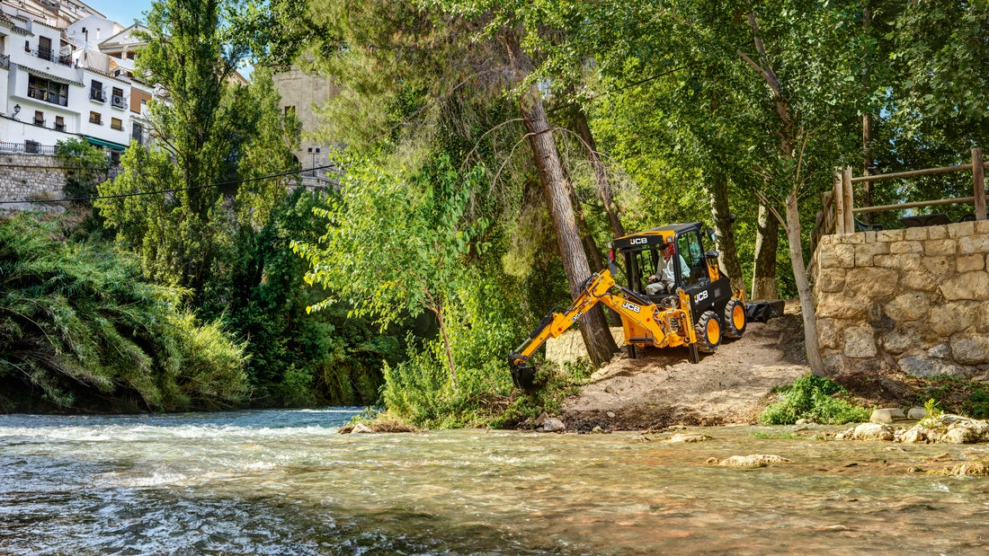 JCB 1CX PLUS