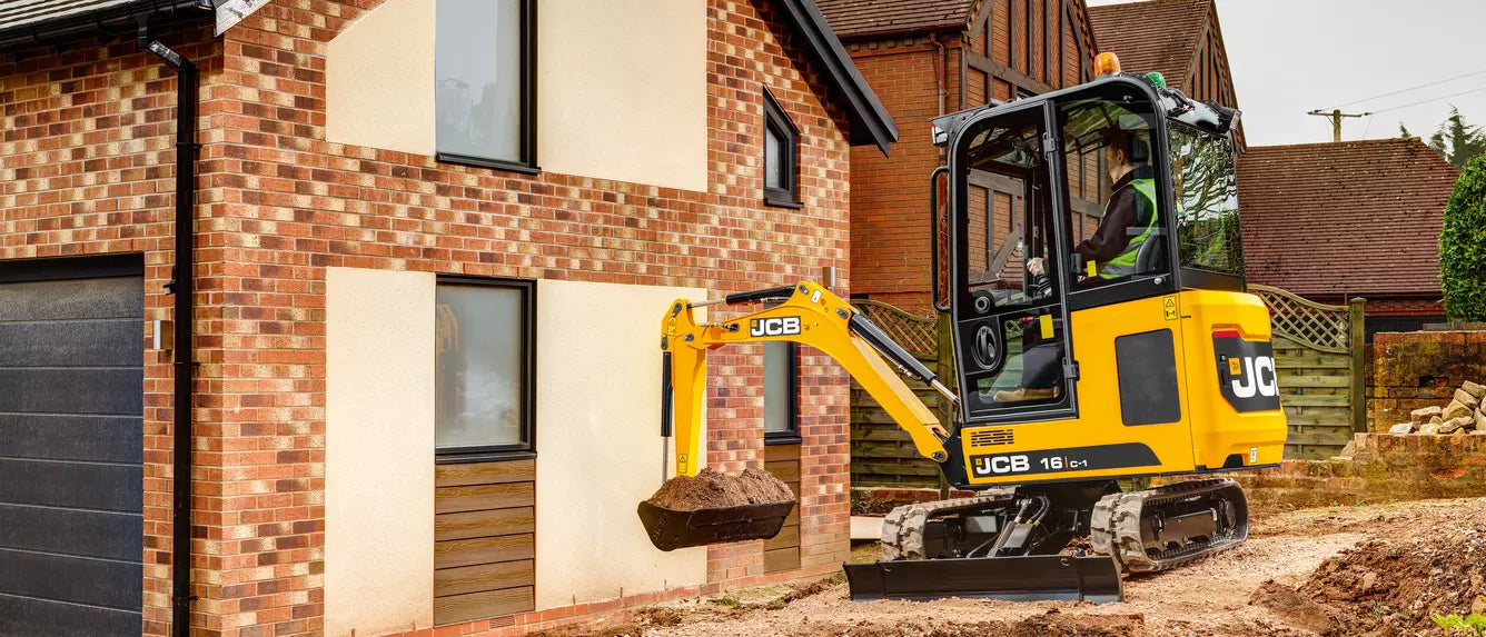 MINIEXCAVADORA 16C-1