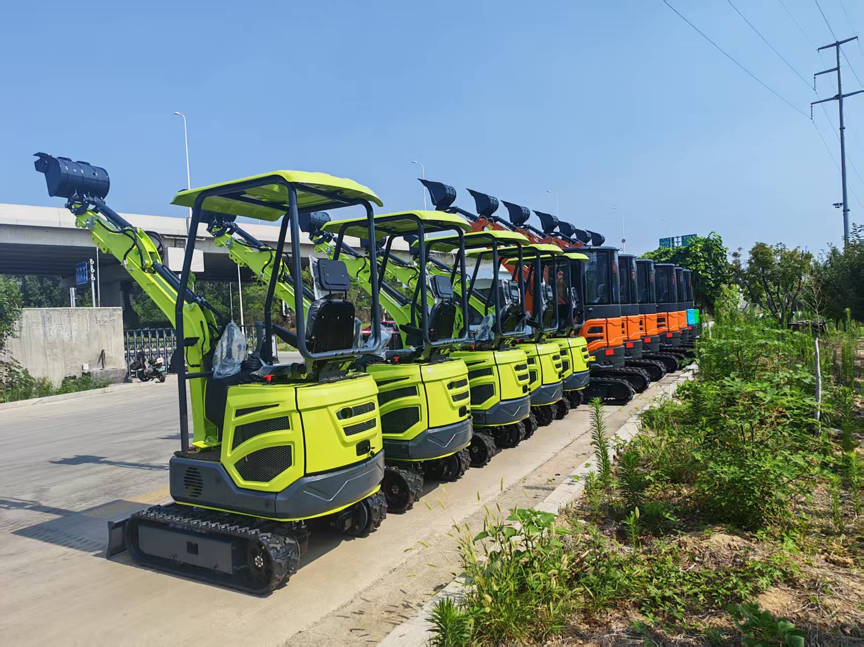 Mini Excavadora HT12